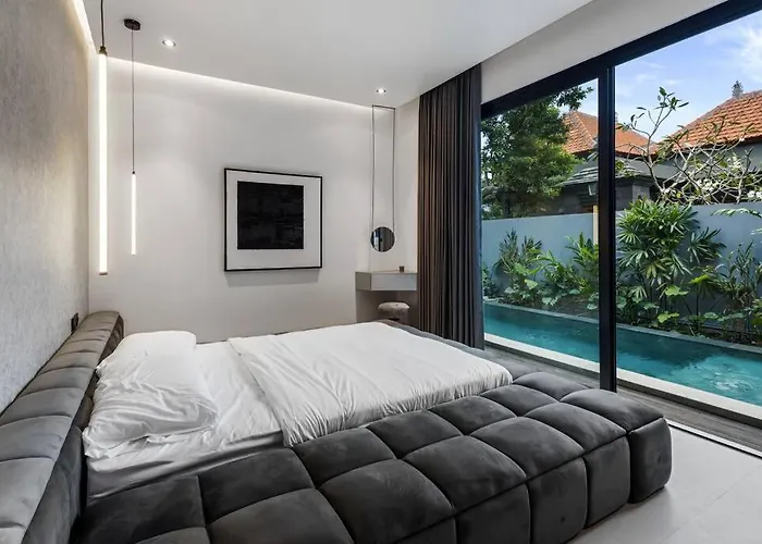 Villa Luxurious 2 Bedroom Noir