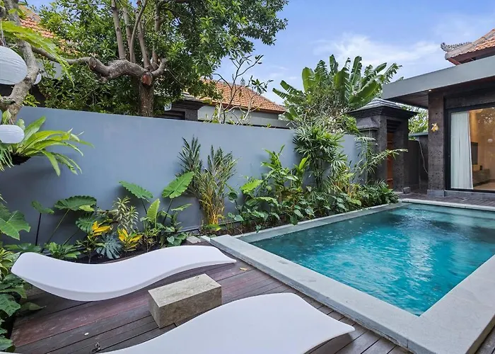 Luxurious 2 Bedroom Noir Villa *